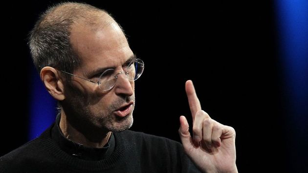 Steve Jobs despedía a sus empleados “por un mal viaje en el ascensor” y ahora la Generación Z falta al trabajo y son un problema para sus jefes