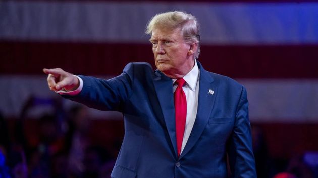 Un ex directivo español de Coca Cola se pone del lado de Donald Trump y estos son sus motivos