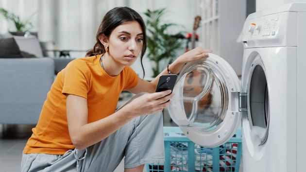 Precio de la luz del jueves, 3 de abril de 2025: hasta 3 horas gratis de electricidad