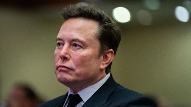 Una exempleada de Tesla gana la última batalla legal contra Elon Musk