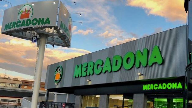 Supermercados abiertos el jueves 1 de mayo de 2025: horario de Mercadona, Carrefour, Lidl, Aldi, Dia, Alcampo …