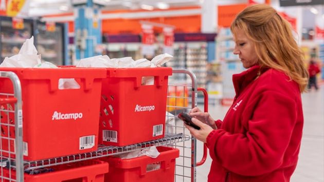 Alcampo programa un plan de ajuste en este supermercado de Sevilla y anuncia que habrá "reajustes" de plantilla