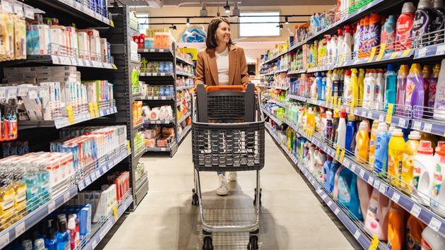 Una famosa cadena de supermercados en España ya está pagando por devolver los envases vacíos