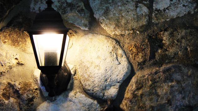El precio de la luz martes, 3 de junio de 2025 por horas: cuando es más barato y más caro en el día
