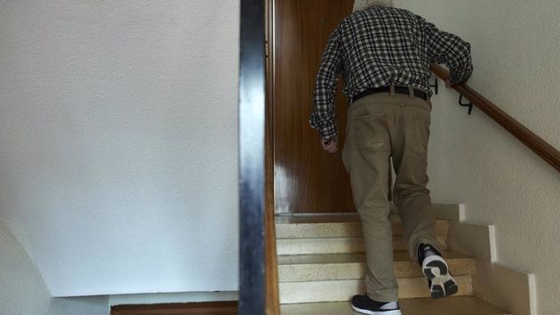 Multa de 20.000 euros a una inmobiliaria que hacía esto en los portales de los edificios: un empleado lo denunció