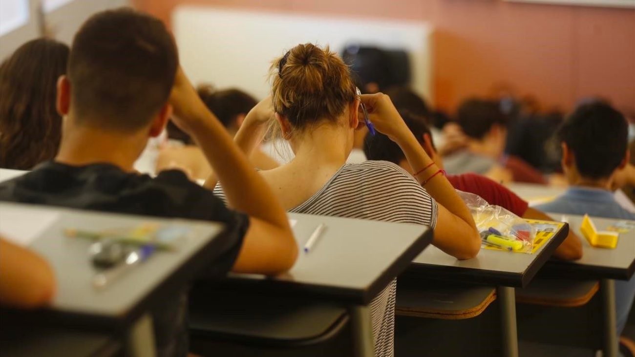 Estas son las 13 CCAA que adelantan las oposiciones a docentes y evitan la ley de interinos