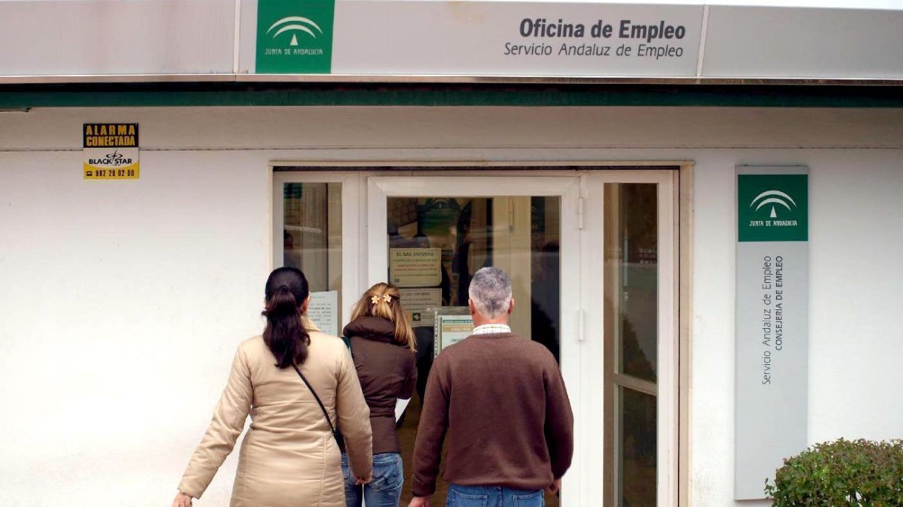 El SAE publica para la ciudad de Granada 74 ofertas de empleo: cómo inscribirte a ellas
