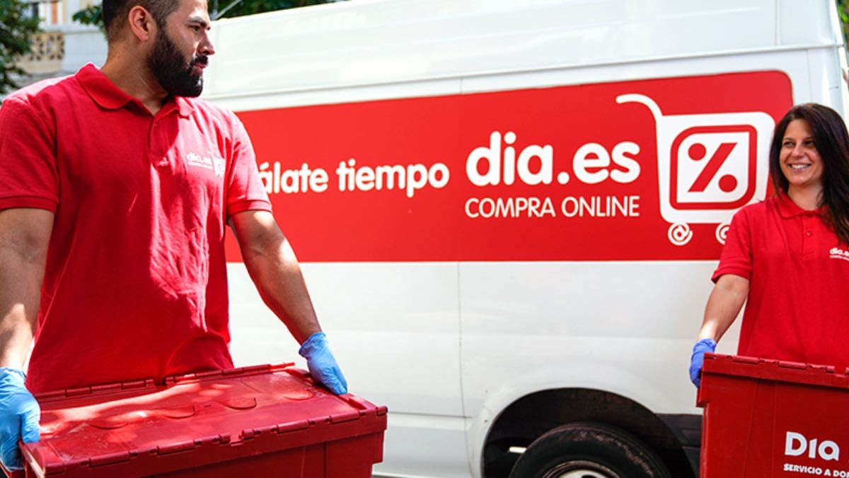 DIA busca profesionales de la logística que quieran trabajar en sus almacenes y tiendas