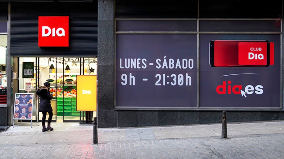 Supermercados Dia publica 71 ofertas de empleo con contrato indefinido