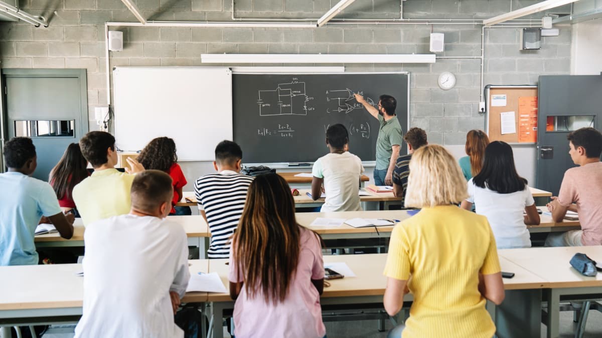 Gasto histórico del Gobierno en becas para estudiantes: nueva ayuda de 400 euros