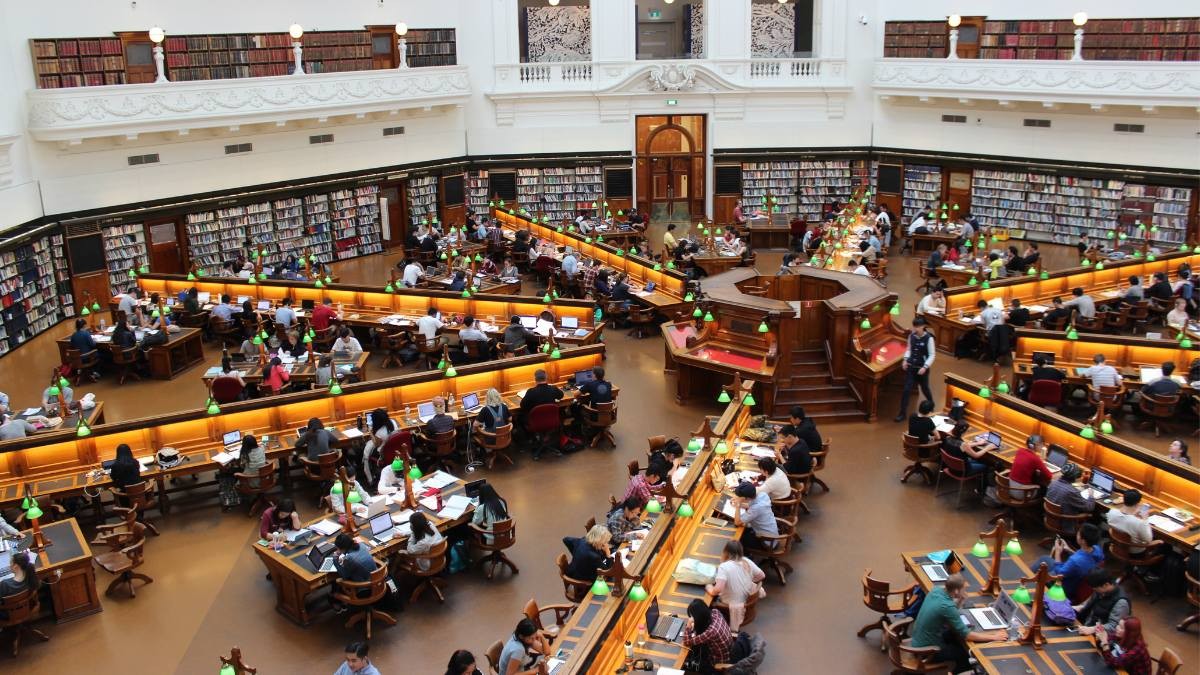 Estas son las carreras universitarias más solicitadas en Andalucía
