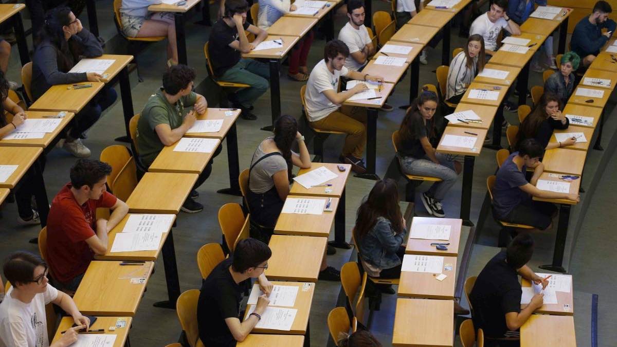 La entrada en vigor de la nueva selectividad se retrasa: no habrá cambios este año