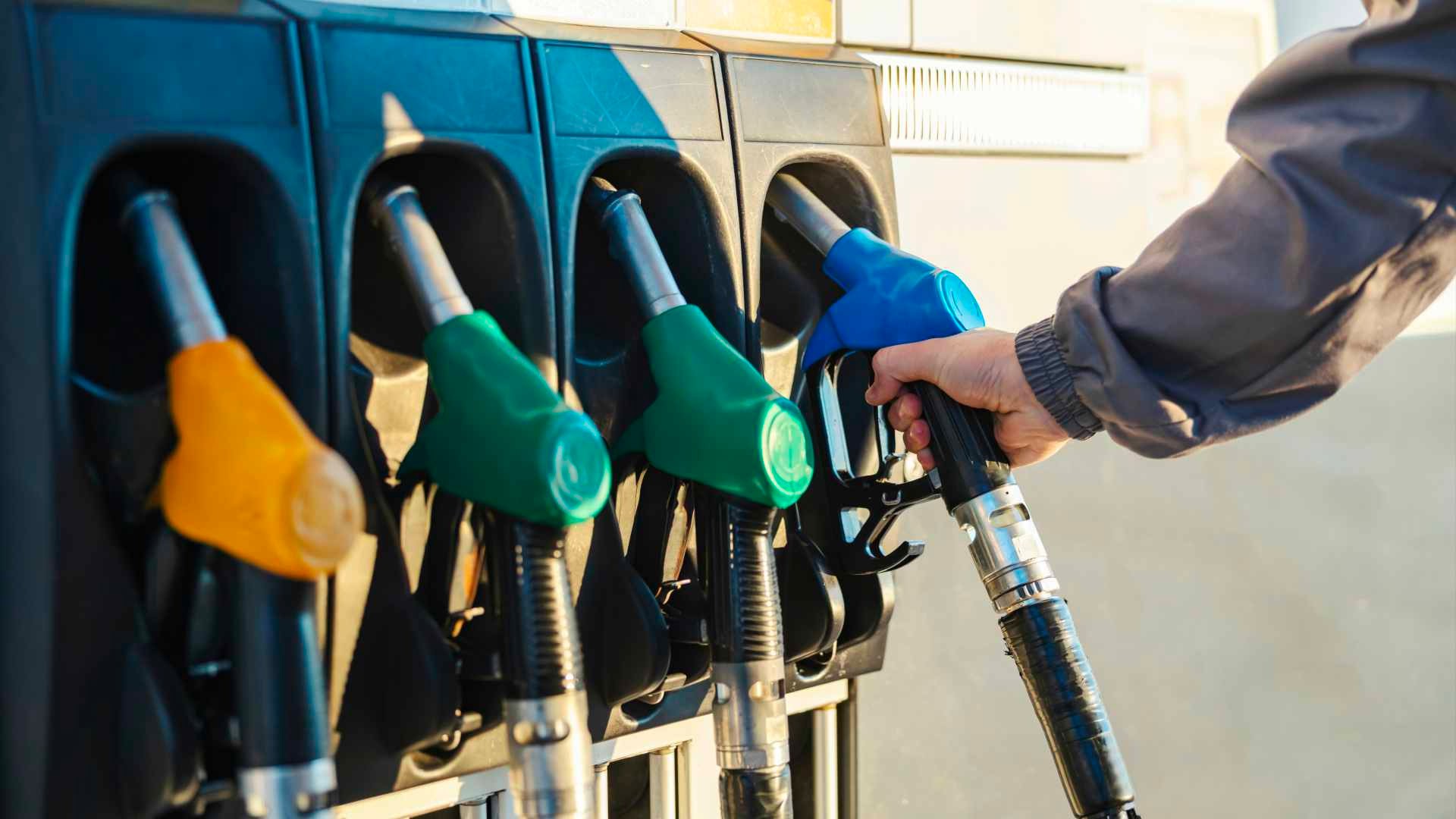 Precio de la gasolina y diésel viernes, 15 de diciembre: las gasolineras más baratas