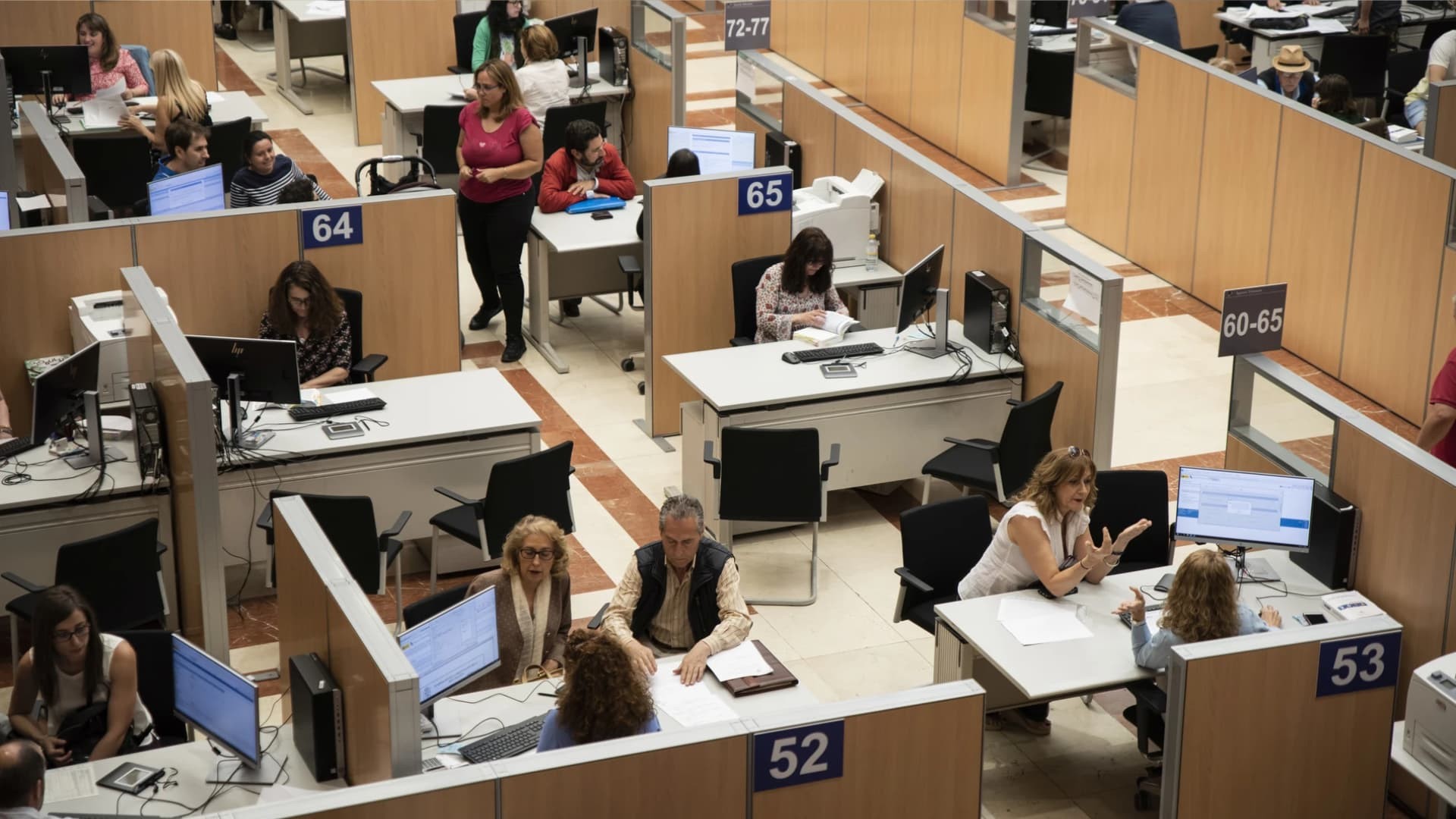Los trabajadores que cobrarán un extra de 300 euros en la nómina de septiembre