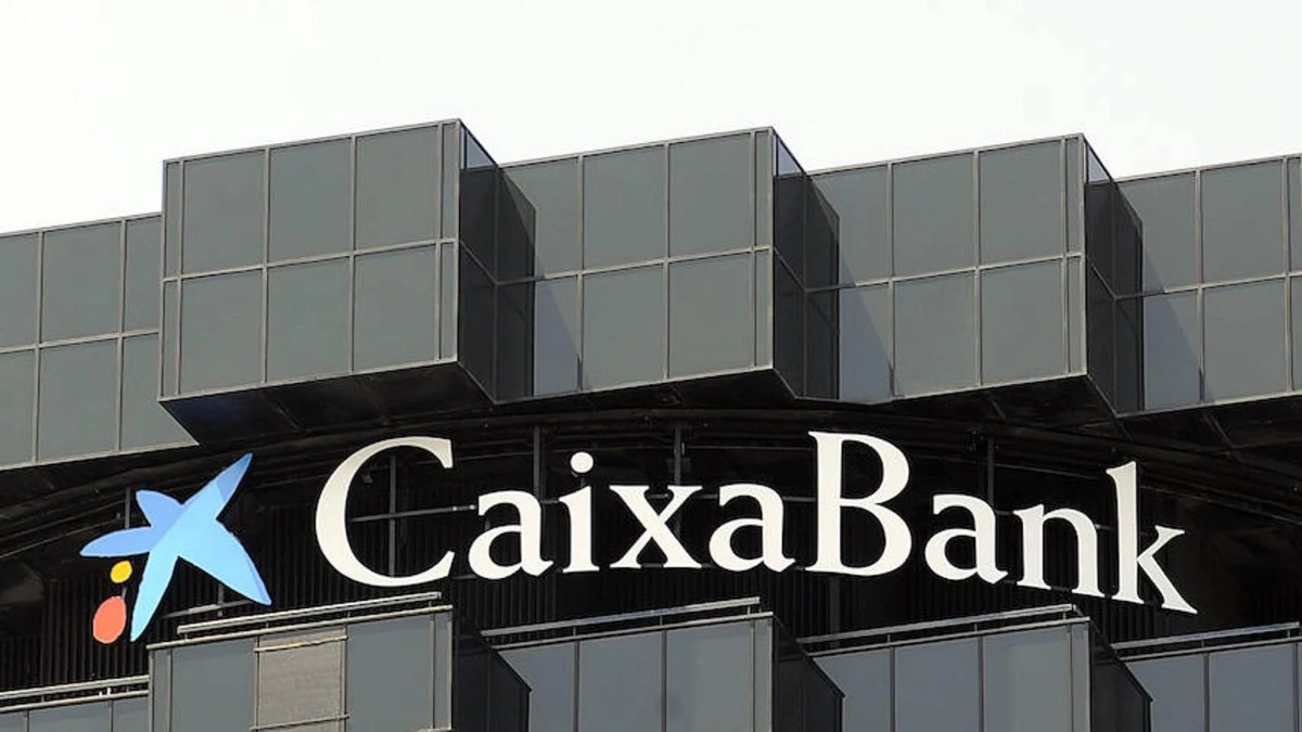 CaixaBank devuelve los gastos hipotecarios sin pasar por la justicia: solo pide un requisito