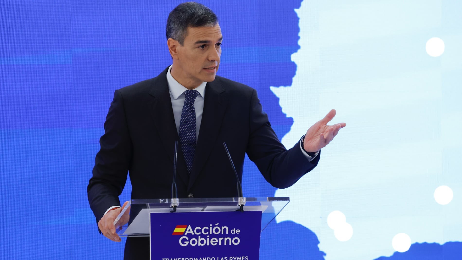 Pedro Sánchez anuncia ayudas por 4.500 millones con fondos europeos a las pymes y 50.000 millones en préstamos