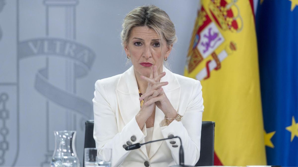 Yolanda Díaz propondrá que el salario mínimo suba 50 euros y pide a la patronal que respalde el acuerdo