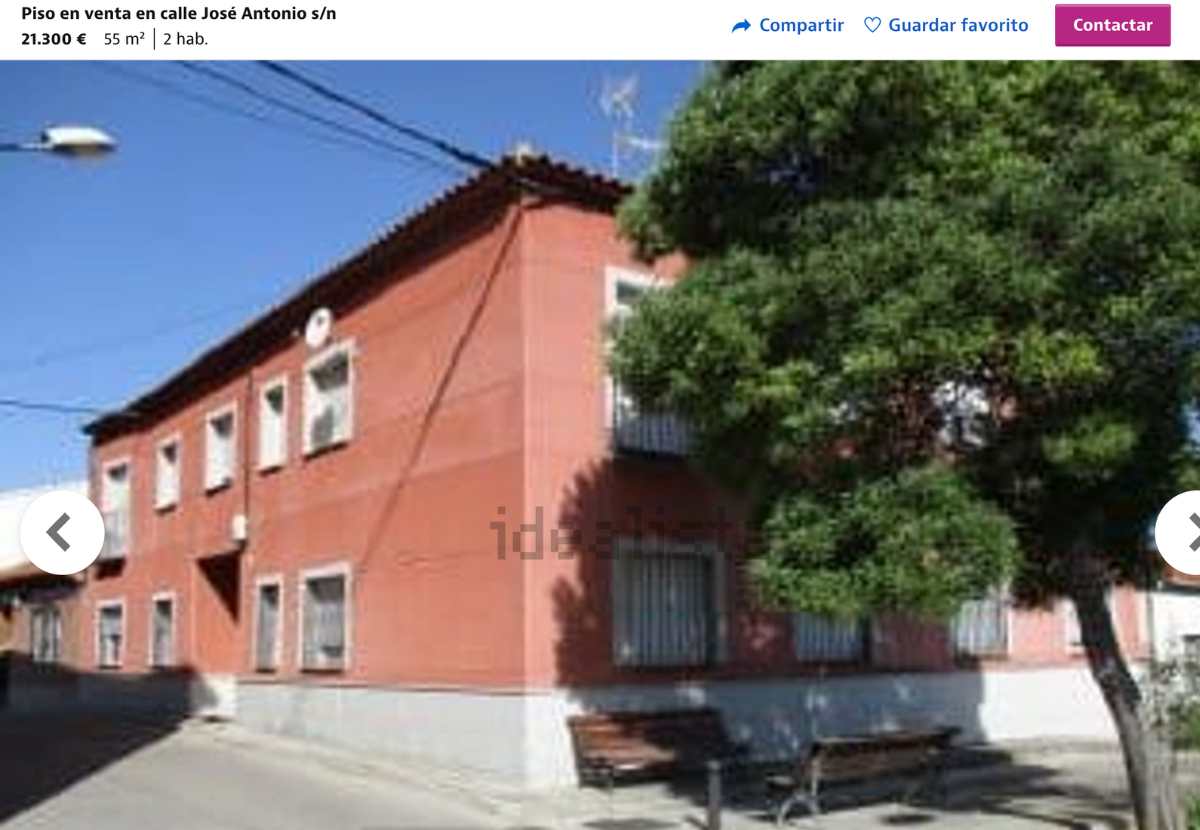 Piso en venta en Cebolla por un precio de 21.300 euros 